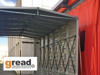 Abris mobiles pour l’industrie : le tunnel extensible Ready Box 2 de Gread Elettronica se transforme en tunnel de stockage
