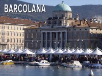 Italie - Les chapiteaux pour l’extérieur de Giulio Barbieri à la régate de voiliers Barcolana à Trieste