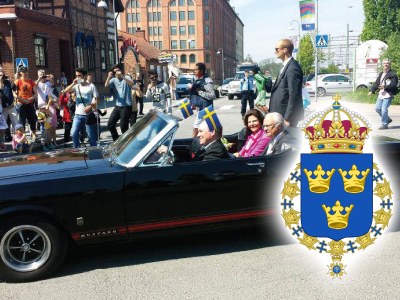 Sweden - La famille royale de Suède salue l'inauguration de l'abri voiture de Giulio Barbieri